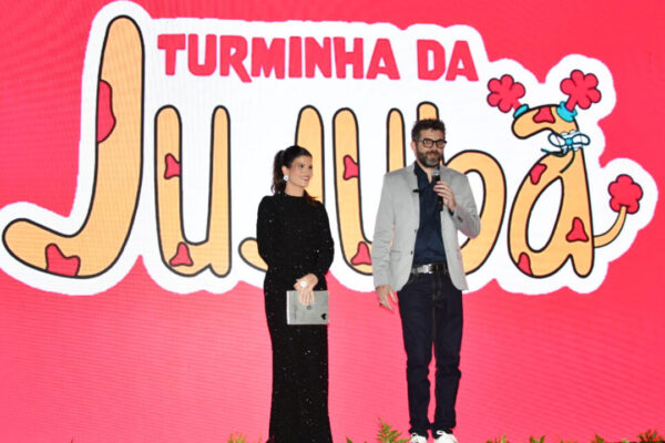 Lançamento do programa Turminha da Jujuba reúne pais e filhos em São Paulo