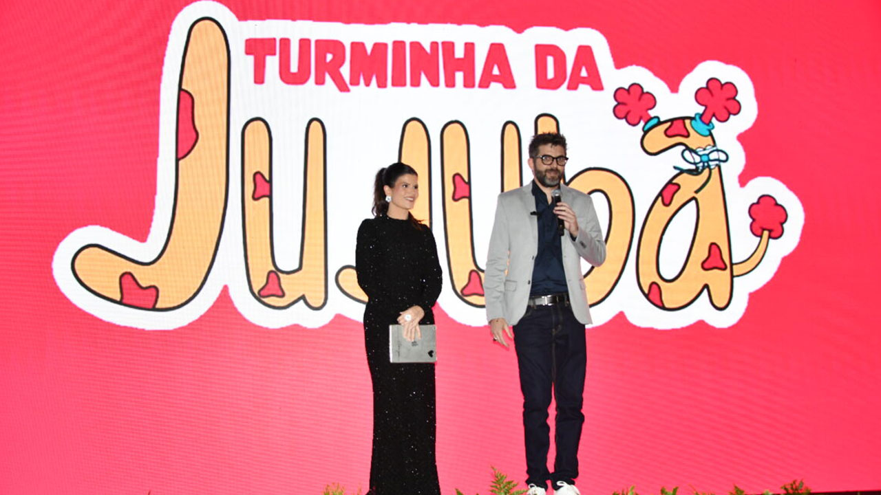 Lançamento do programa Turminha da Jujuba reúne pais e filhos em São Paulo